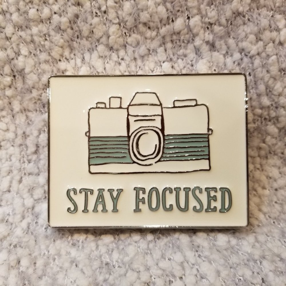 !ndigo STAY FOCUSED Paperweight